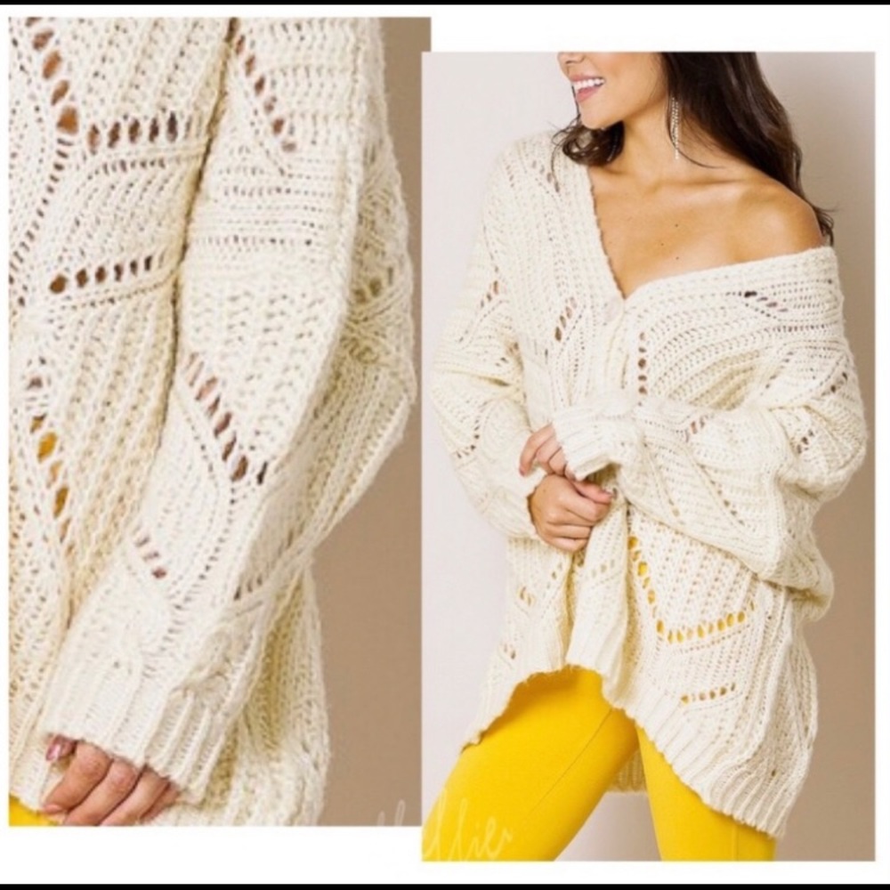 ♥️2 left Cream crochet slouchy cardigan sweater